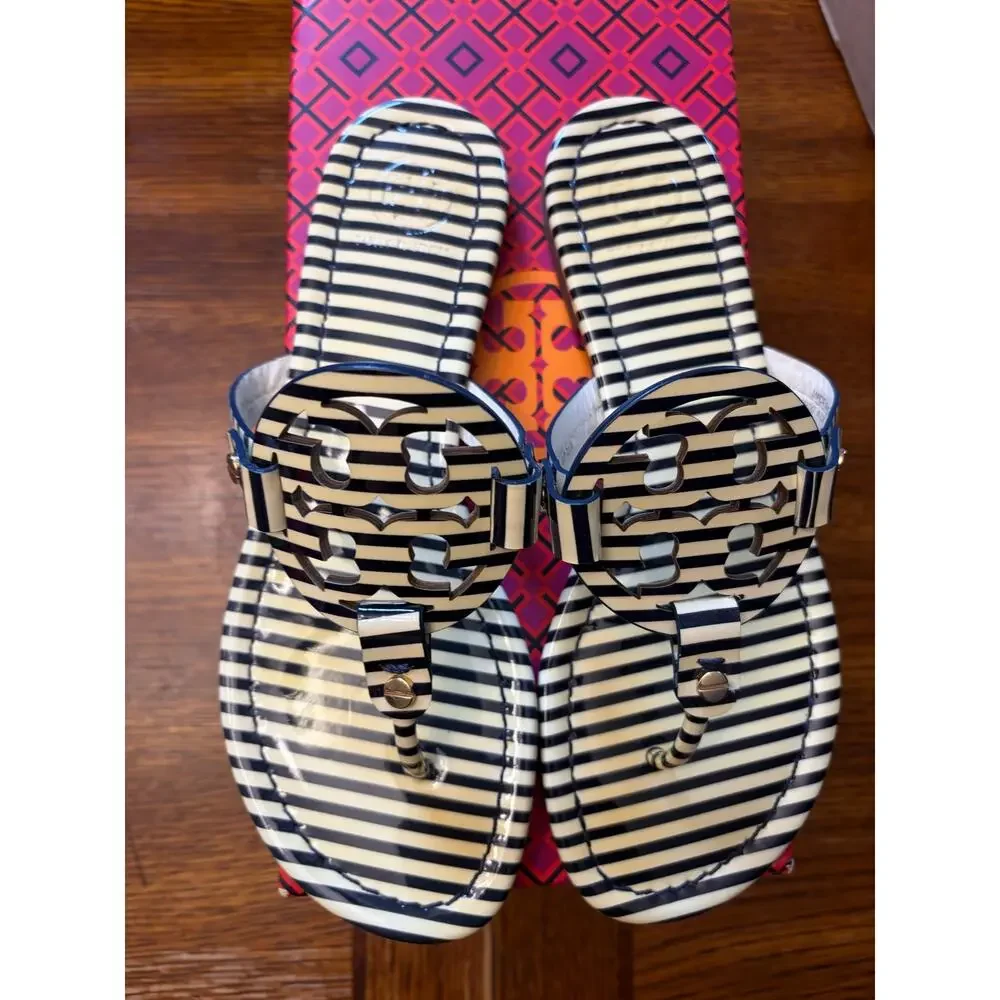 Tory Burch Miller Sandals Size 6 Navy Nautical Striped Patent Leather Thong